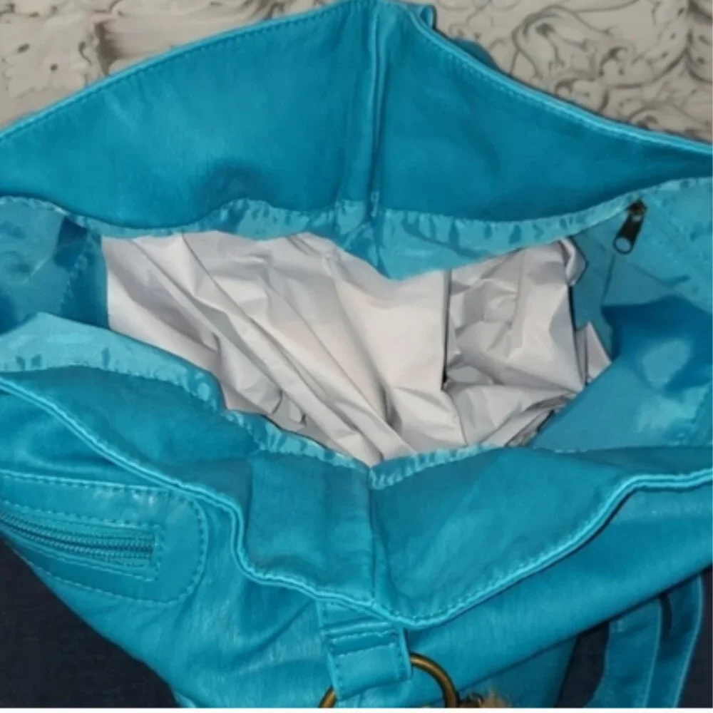 T-Shirt & Jeans nwt approx